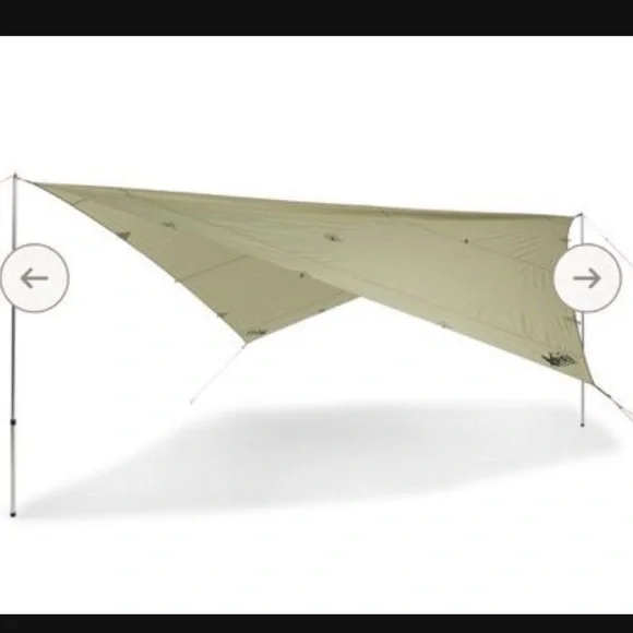 REI camp tarp and set up kit - Picture 1 of 3